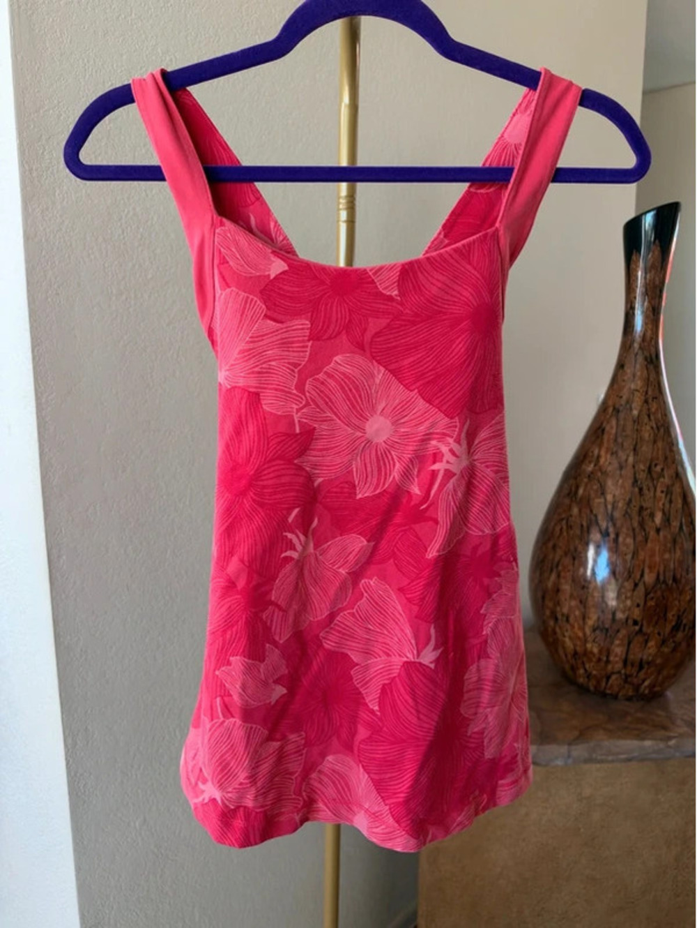 Lucy Powermax Terracotta Pink Floral Yoga Top Cross Back Strappy Tank M